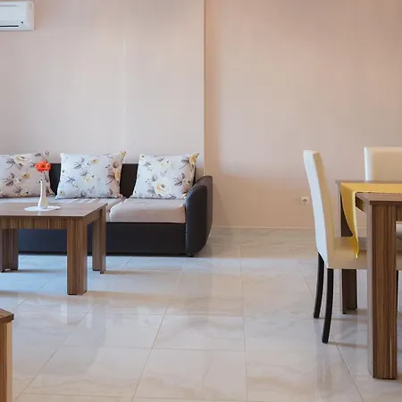 ★luxurious 1 Bdr In All New Artur شقة