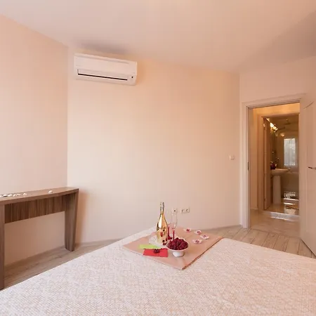 ★luxurious 1 Bdr In All New Artur شقة